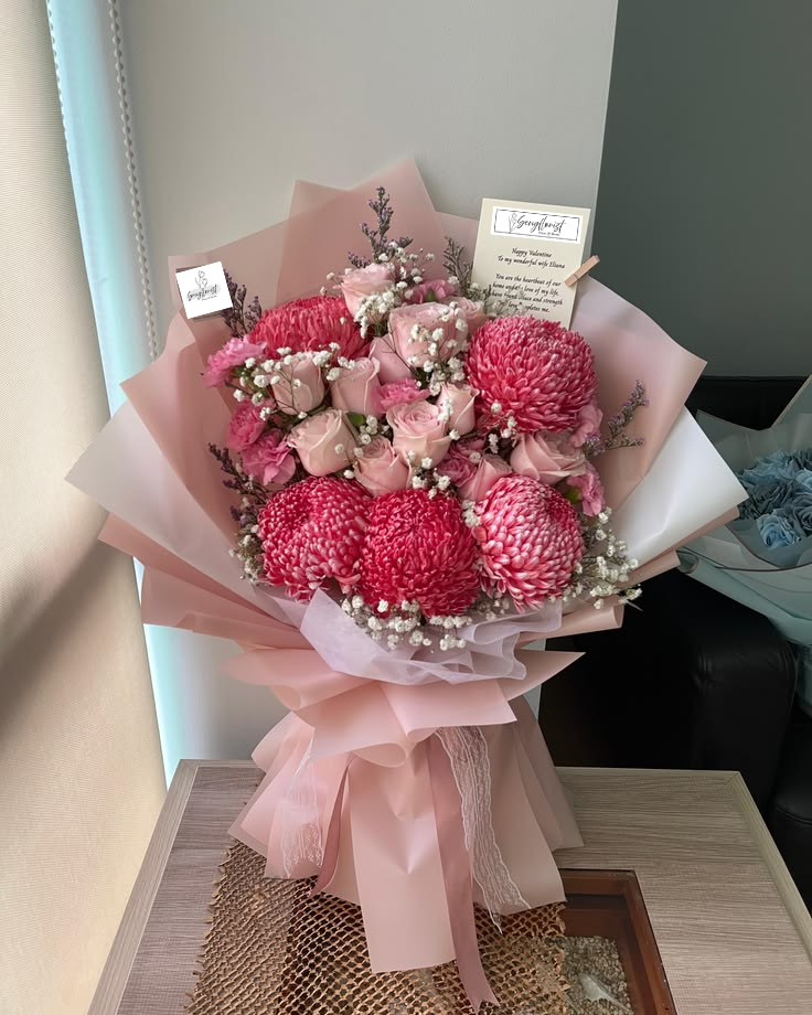 Blushing Fushia HAND BOUQUET